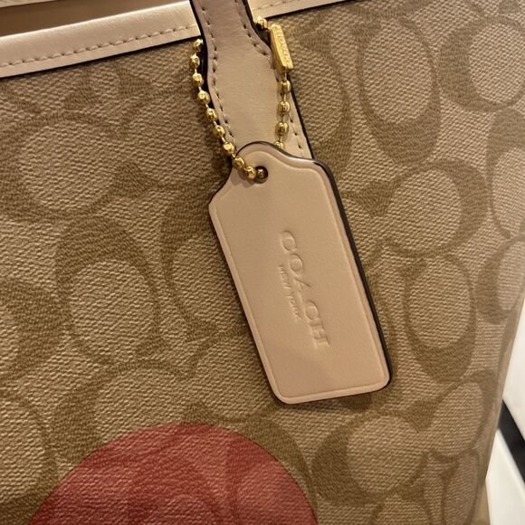 Coach Heart Print City Tote Signature Pink CP052 Bag Purse Handbag Laptop NWT - Picture 6 of 10